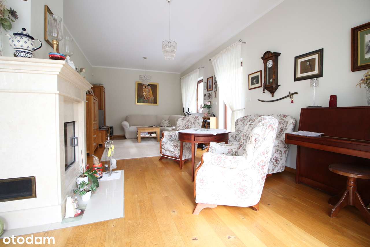 Strzeszyn Willa 400m2, nowoczesna i klasyczna.-5