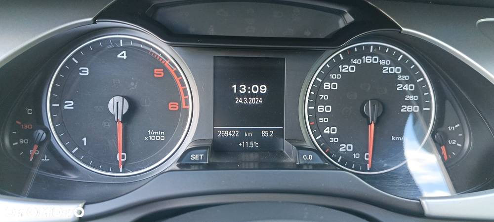 Audi A4 2.0 TDI DPF S line Sportpaket - 12