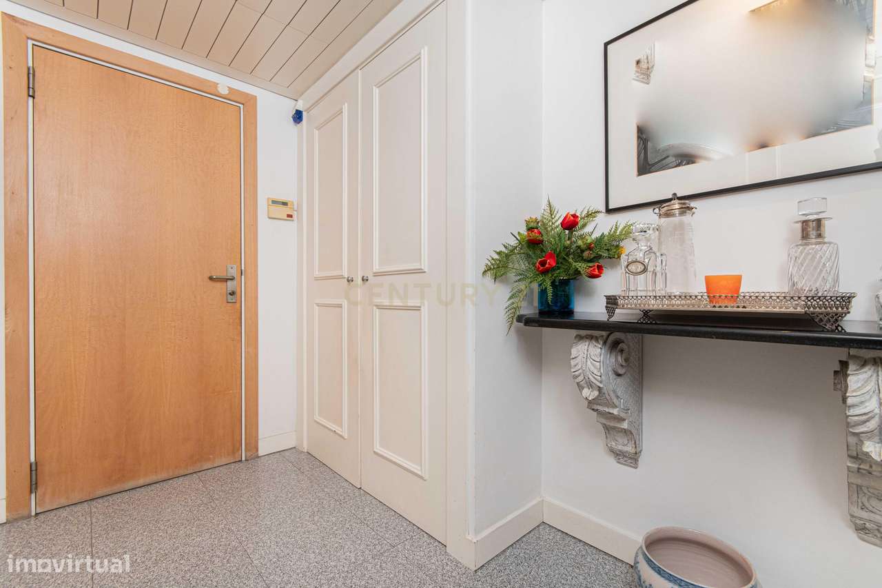 Apartamento T6 Único com Varandas Envolventes | Parque das Nações-38