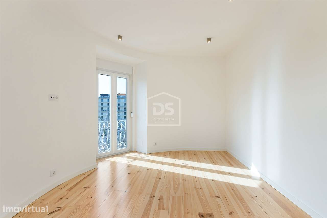 Apartamento T4 Venda em Avenidas Novas,Lisboa-19