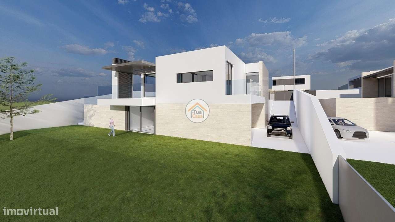 Moradia T3 com Piscina na Granja – Três Suítes, Eficiência e Confor - Grande imagem: 4/60