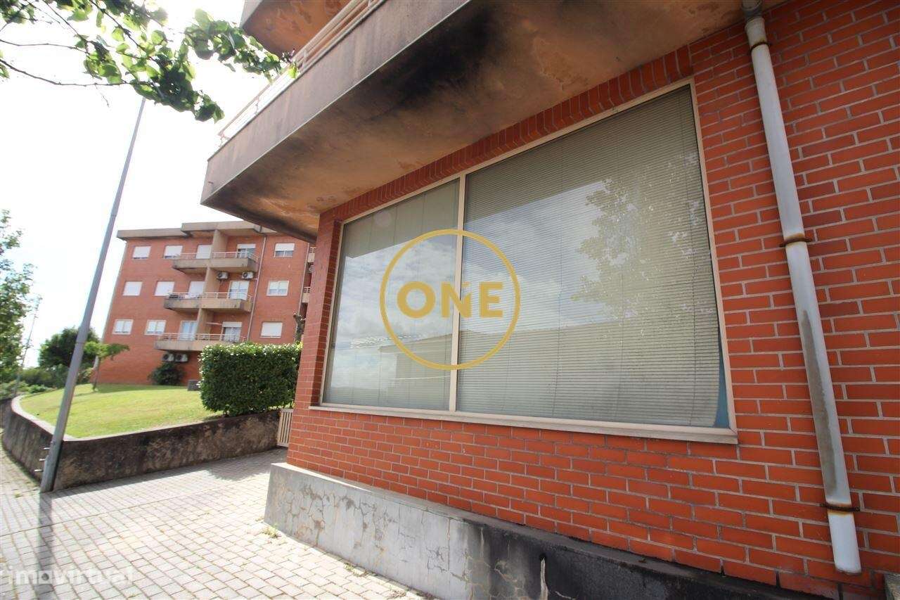 Loja com 103 m2 em Cabeçudos, V.N.F.  ideal para fazer crescer o seu n - Grande imagem: 3/10