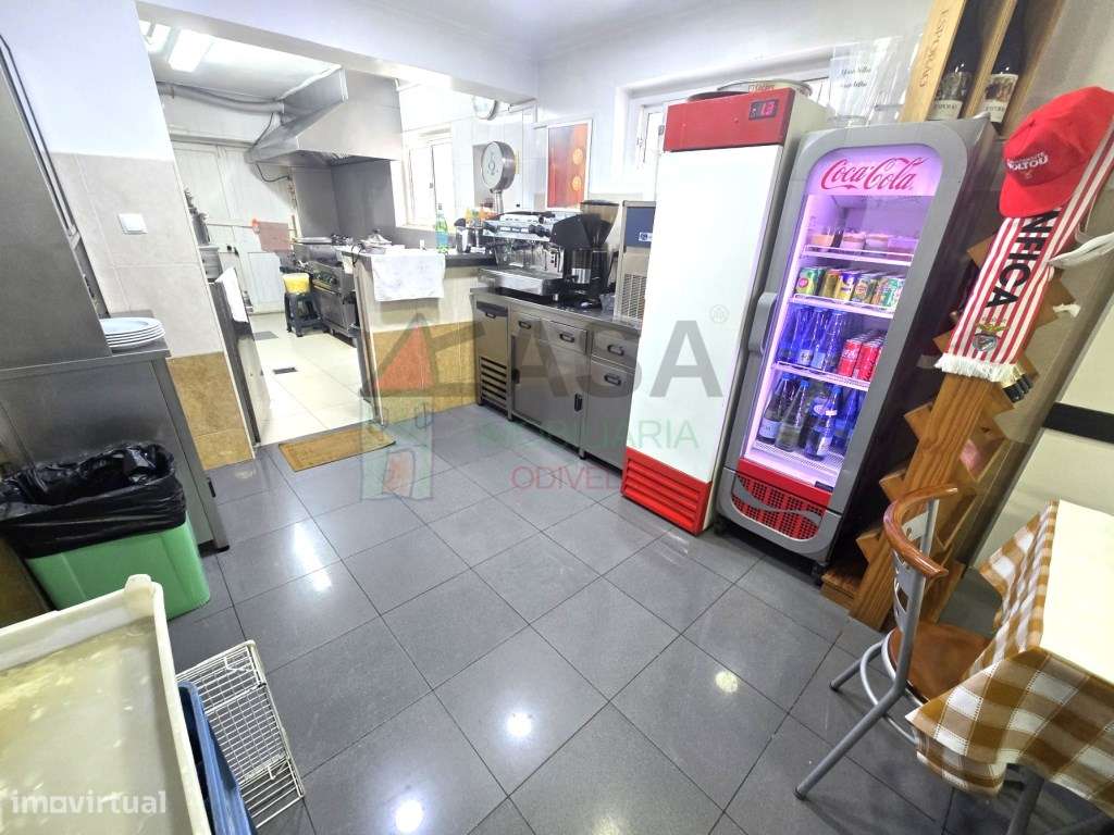 Restaurante em Funcionamento | 70 m² | Renda 200 € | Odivelas-10