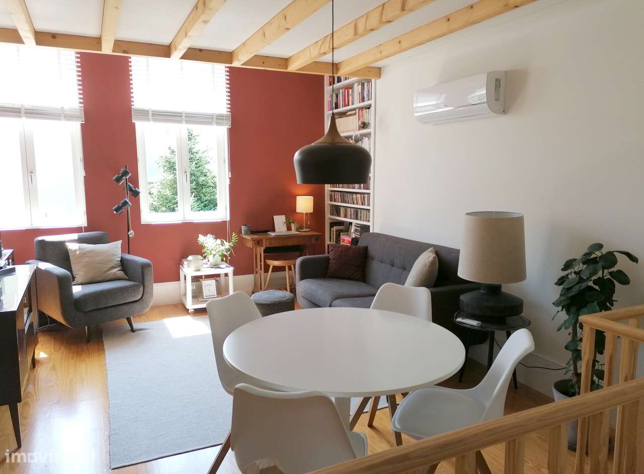 T2 com estacionamento privativo em condomínio privado aos Aliados - Grande imagem: 4/12