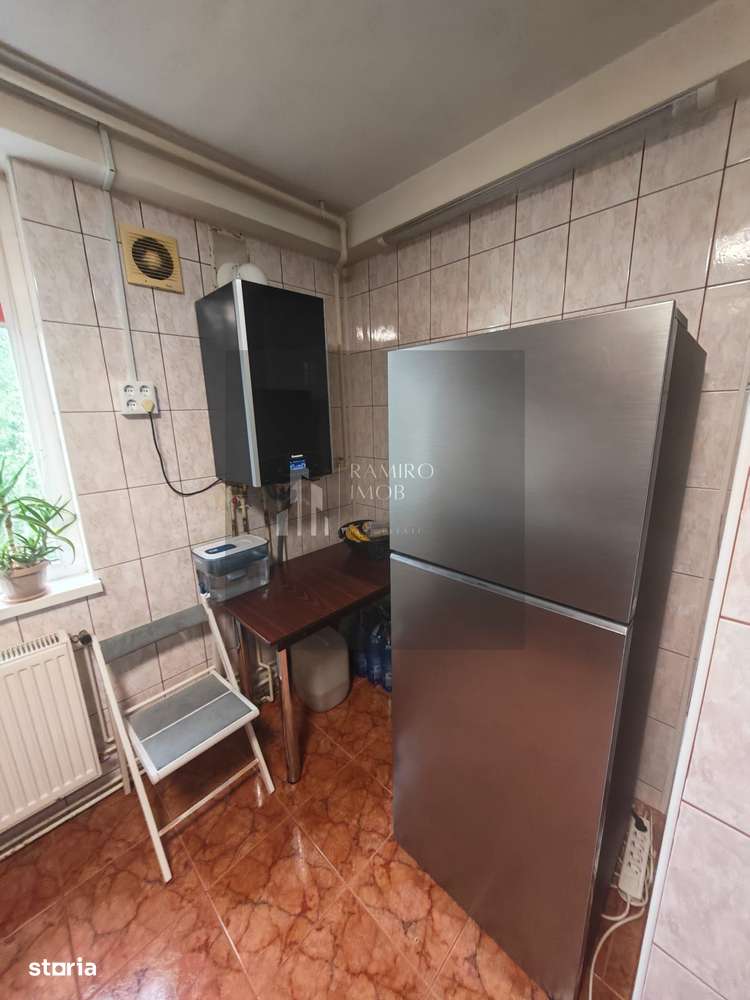 Apartament 4 camere decomandat /centrala- Titan/ Aleea Fetesti