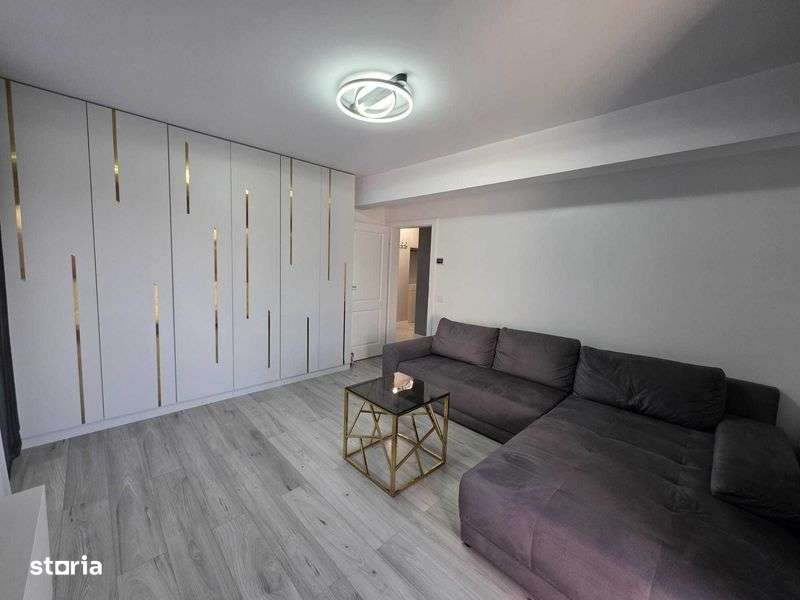 Proprietar -ap 3 camere DEC., etaj 1,mobilat si utilat,parcare privata - Imagine principală: 5/8