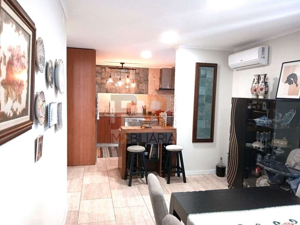 Moradia Isolada Duplex T6 Azeitão-10