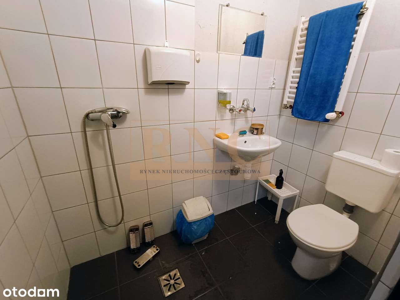 Mieszkaj i prowadź działalność | Dom i garaże pod branżę samochodową-15