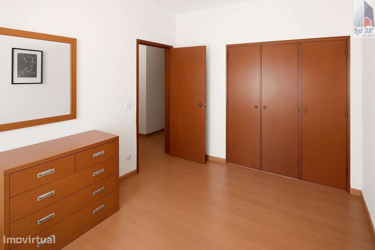 T2 Arroja, varanda na sala-14