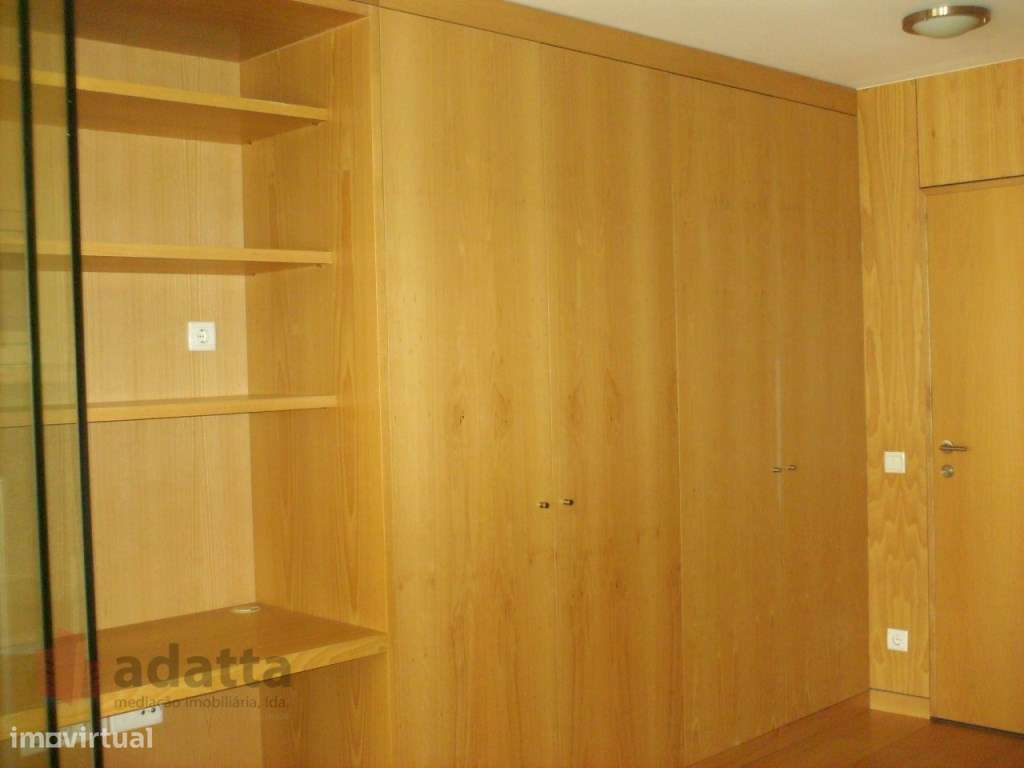 Estúdio Mobilado. Cruz de Celas. Coimbra - Grande imagem: 5/15