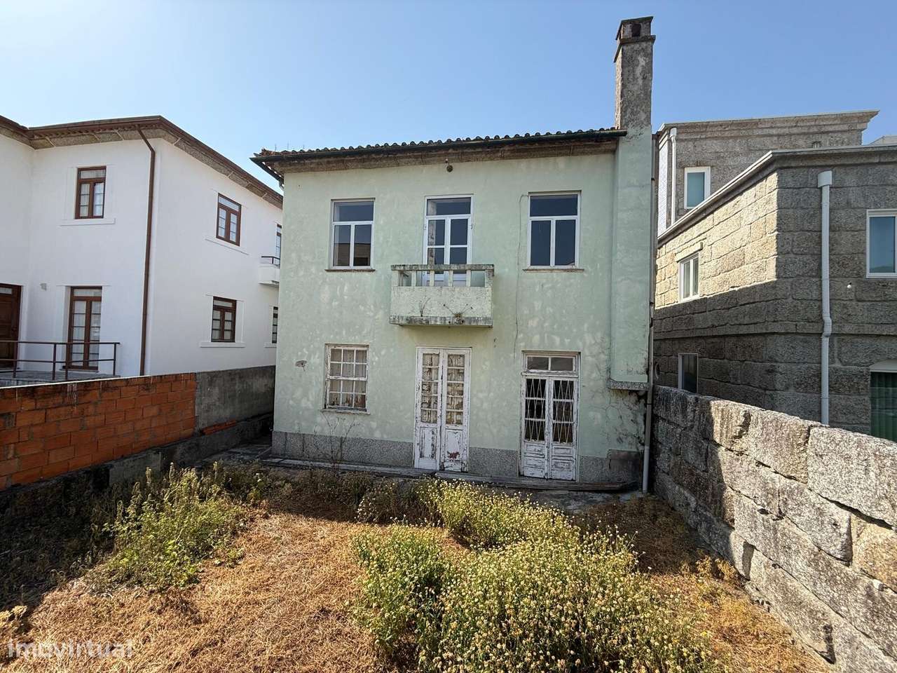 Moradia  T3 + escritório para restauro - Guimarães centro-10