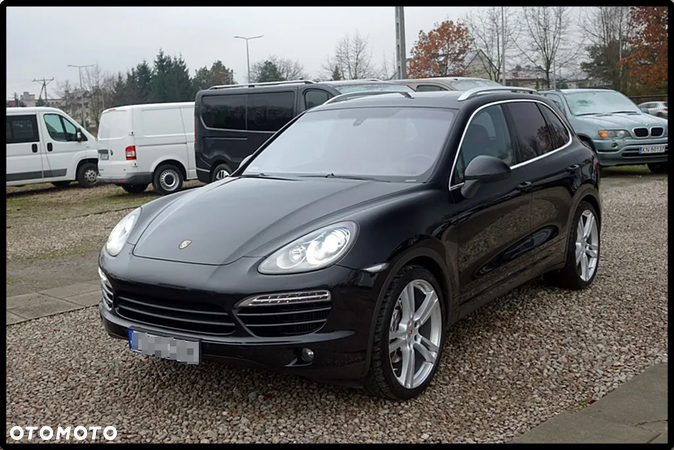 Porsche Cayenne - 4