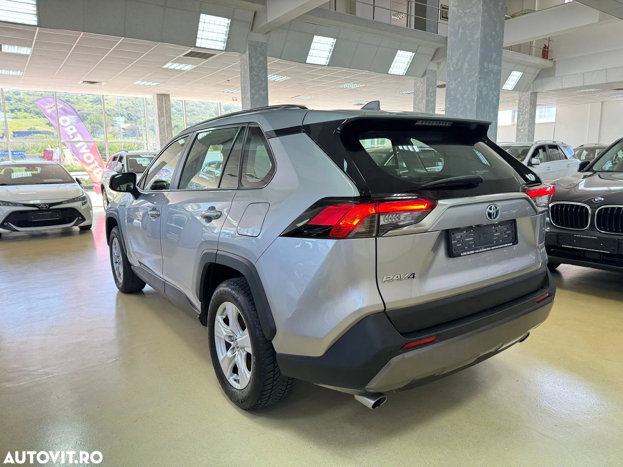 Toyota RAV4 2.5 Hybrid VVT-iE 4x4 Dynamic - 9