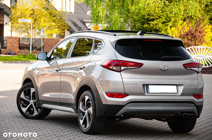 Hyundai Tucson - 13