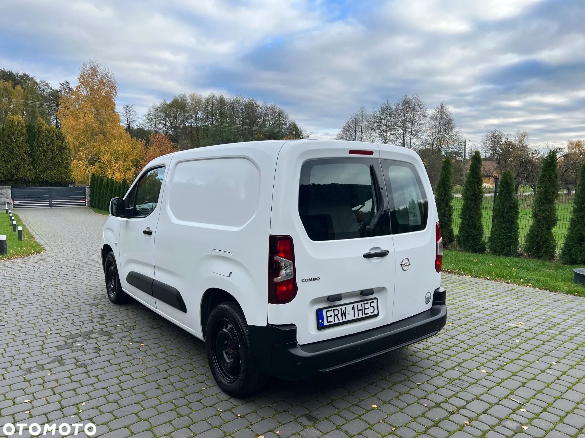 Opel COMBO - 4