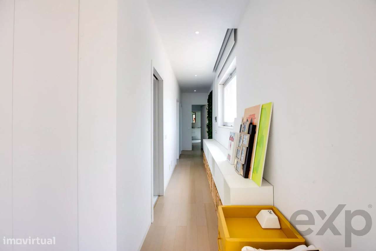 Moradia T4 com Piscina Aquecida de 17,5m e Apartamento Independente em-22
