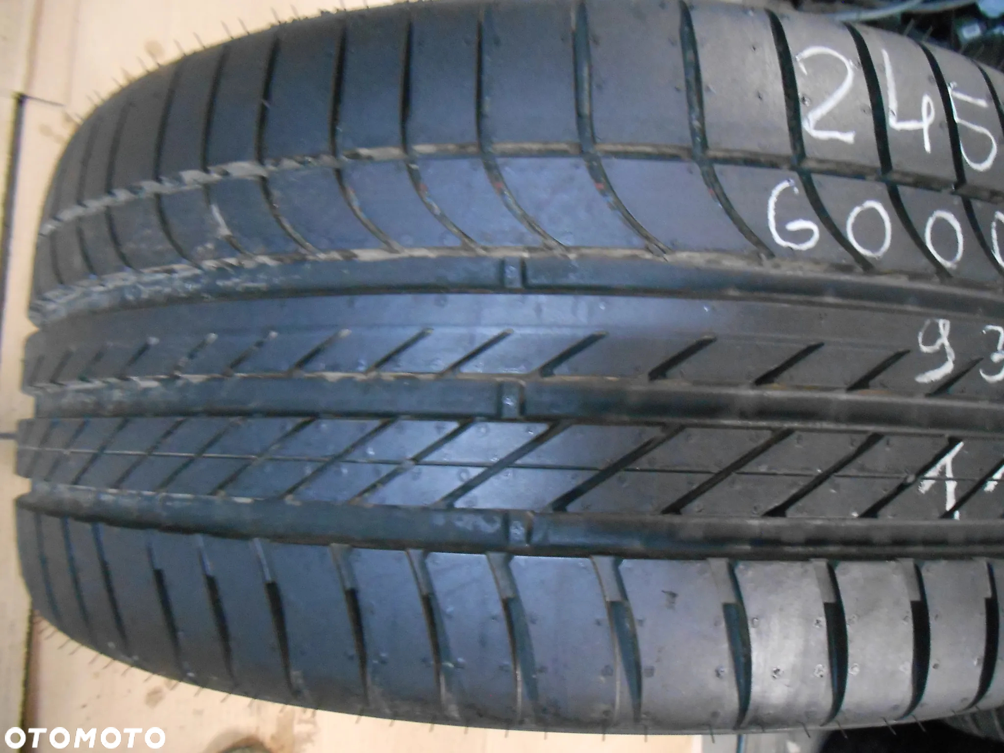 OPONA POJEDYNKA  245/35R19 GOODYEAR EAGLE F1 ASYMMETRIC MO DOT 1123 8MM - 2