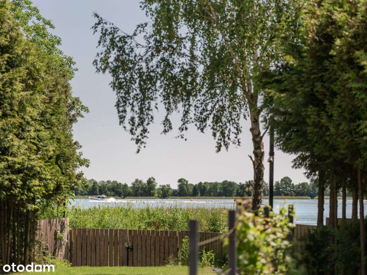 Domek mobilny na działce z widokiem na jezioro-16