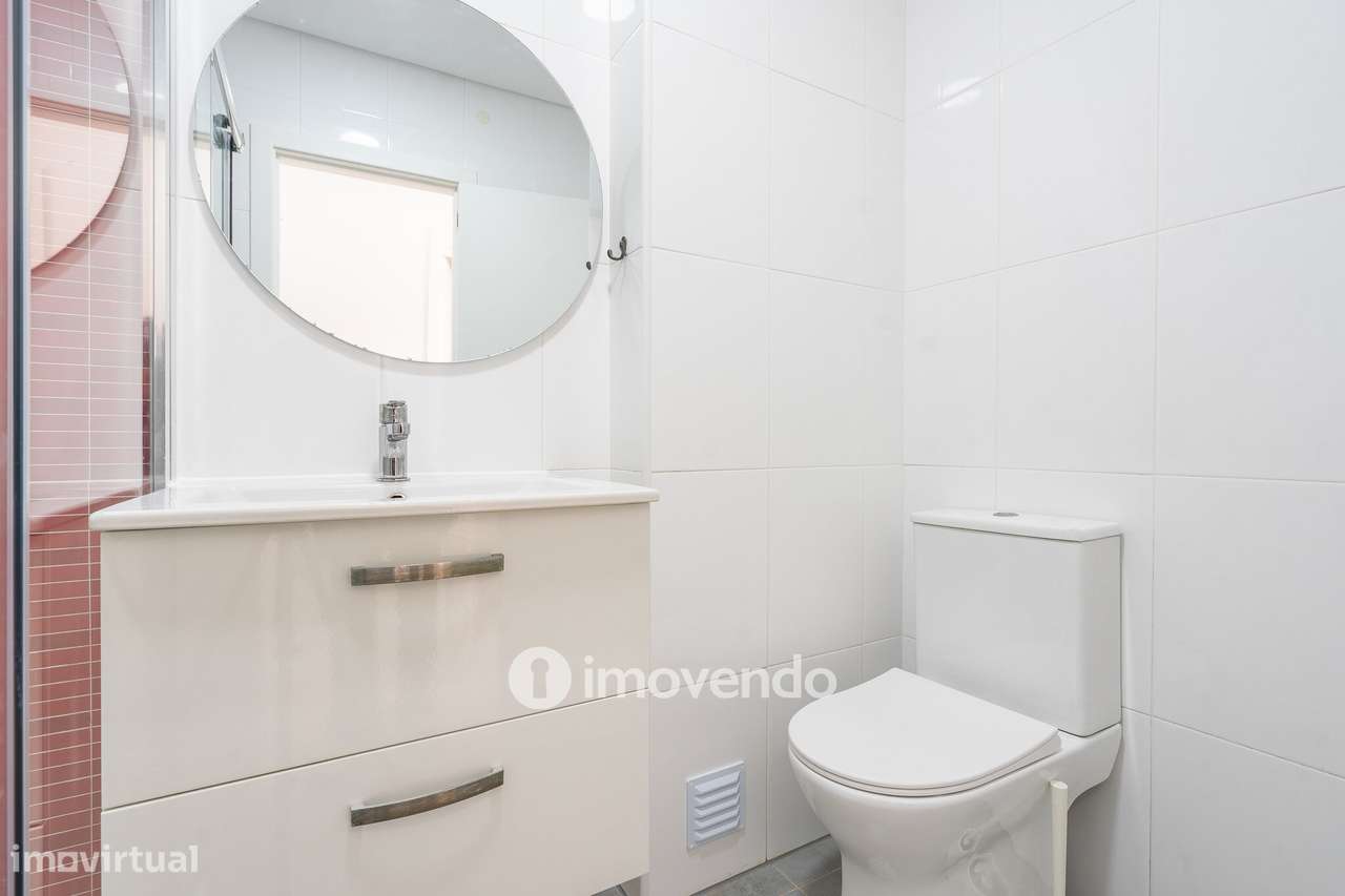 Apartamento T3 remodelado, com cozinha equipada, na Serra das Minas-32