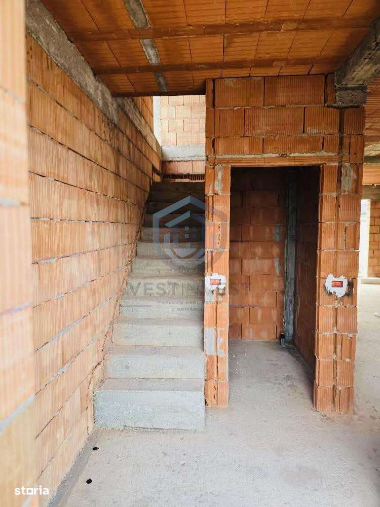 Casa de vanzare, P+E, Oradea, Cartier Grigorescu - Imagine principală: 4/8
