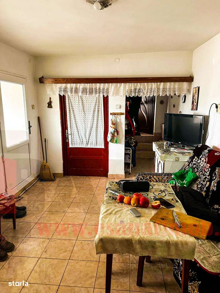 Casa in Bradu | 700 mp Teren | Acces Asfalt | Oportunitate Excelenta-15