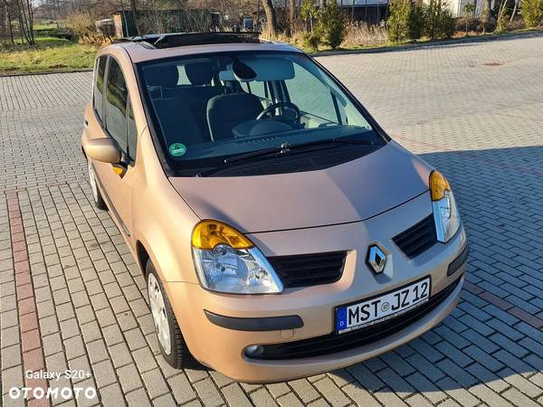 Renault Modus 1.6 16V Privilege - 12