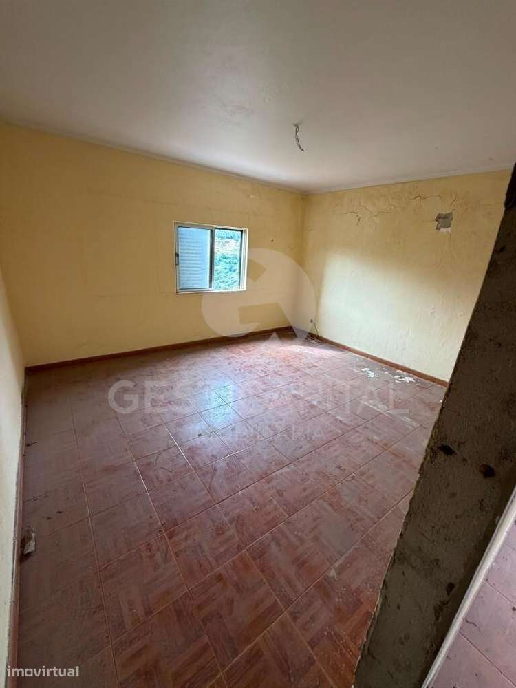 Moradia para recuperar com vista Douro em Ancede, Baião-7