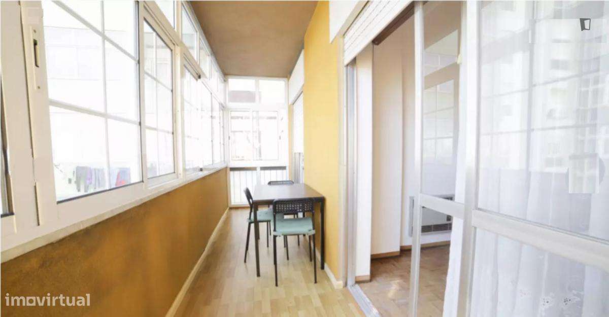 Quarto - localizado em Olaias Lisbon - Grande imagem: 5/10