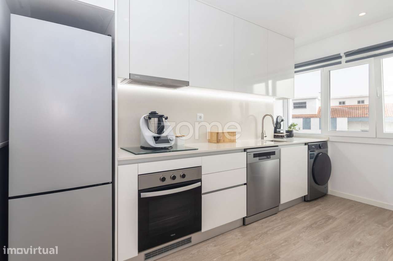 T2 Totalmente Remodelado – 69 m² | Torre da Marinha - Grande imagem: 3/22