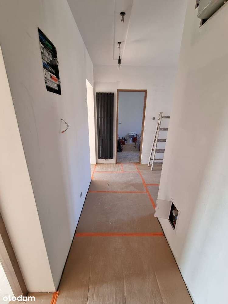 trzy pokoje, balkon, po generalnym remoncie, Aleja-4