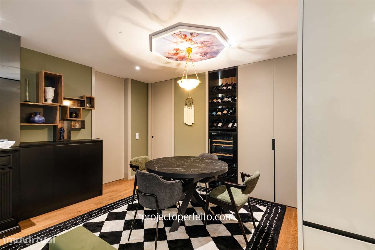 Apartamento T2 para venda em Espinho, vendido completamente mobilado e - Grande imagem: 3/28