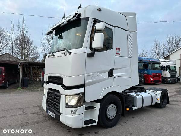 Renault T520 High Cab - 1