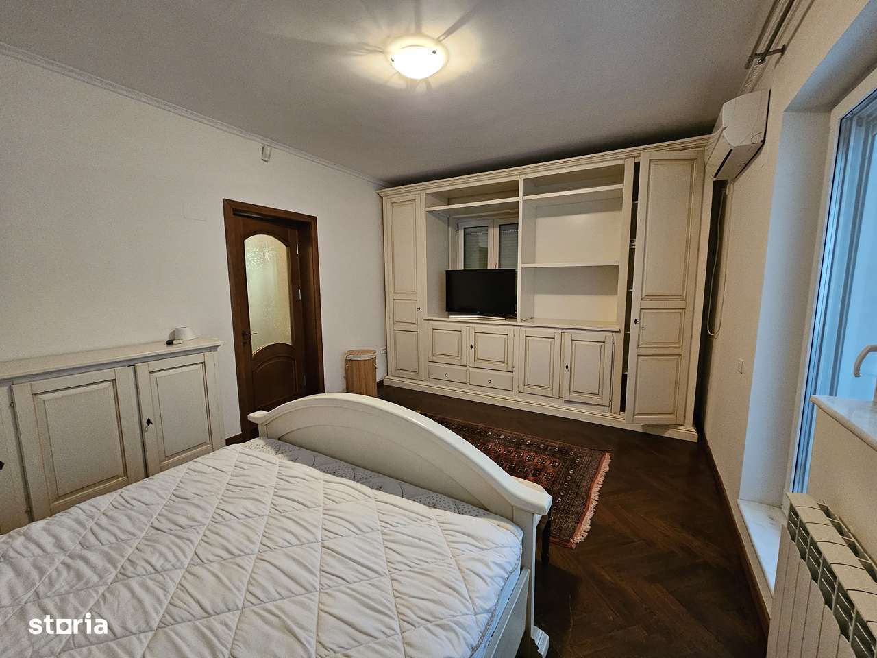 Viluta la 2 min de  Herastrau  Ambasada China in complex de  vile-7