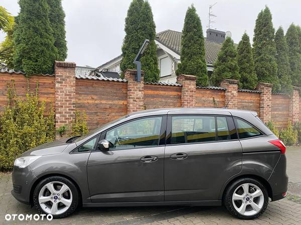 Ford Grand C-MAX - 12