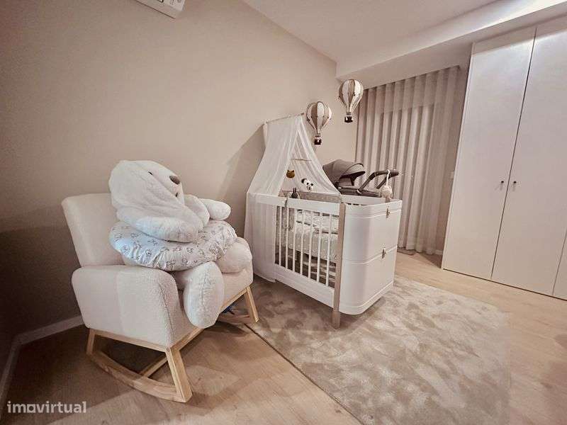 T2 com 3 lugares de garagem a 400m da praia da Granja - Grande imagem: 5/10