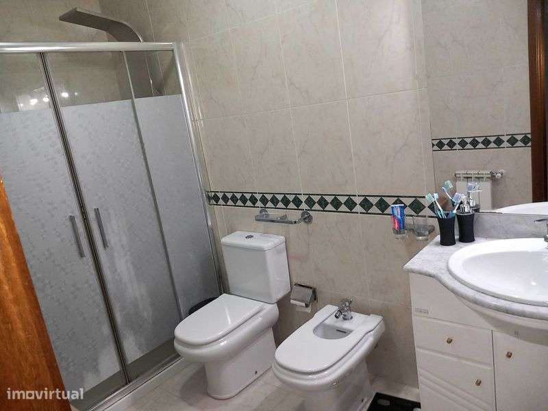 T2 junto ao IPCA Barcelos - Grande imagem: 4/12