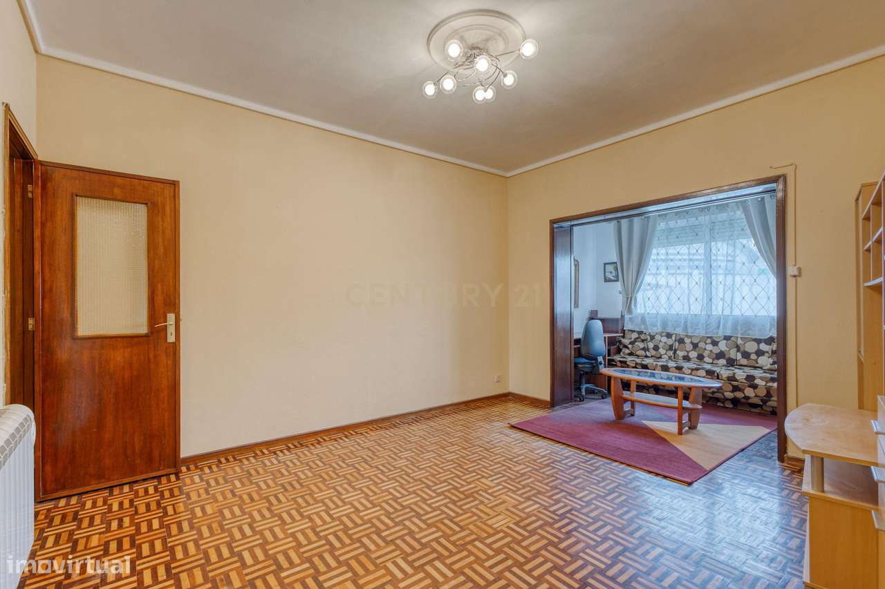 Apartamento T2+2 a 5 minutos a pé do Metro do Dragão - Grande imagem: 4/27