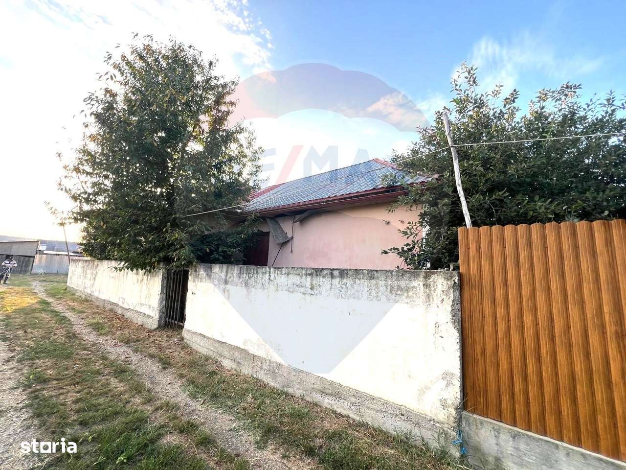 Casă de vânzare 3 camere - com. Letea Veche- sat. Holt - Imagine principală: 4/9