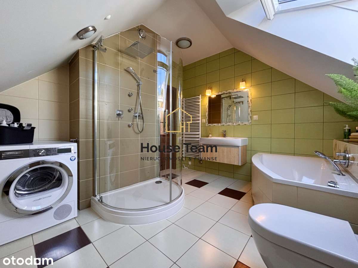 Klasyczny i stylowy dom - Niwy - 251 m2-15