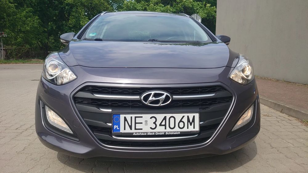 Hyundai i30 II blue Kombi 1.6 GDi Passion 2015
