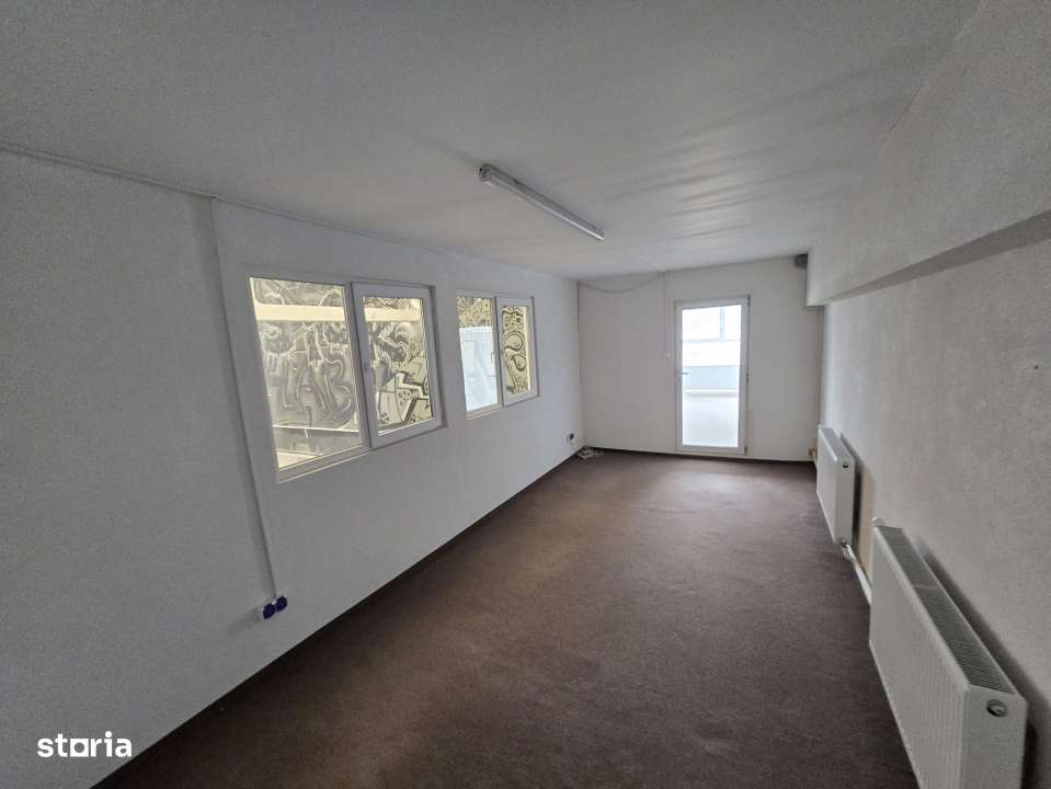 Inchiriere HALA Industriala - Carrefour Felicia 714 mp - Imagine principală: 4/8