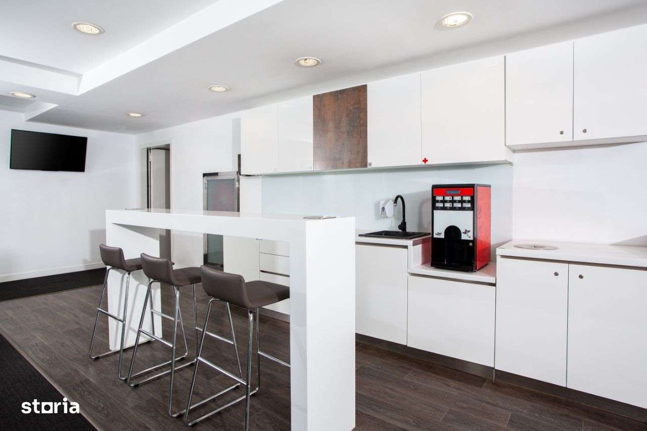 Spațiu de co-working în Regus Charles de Gaulle Plaza - Imagine principală: 5/10