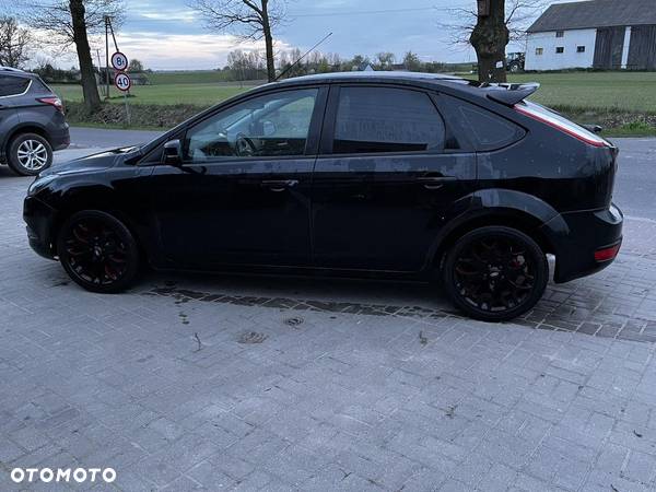 Ford Focus 1.6 Ti-VCT Sport - 2