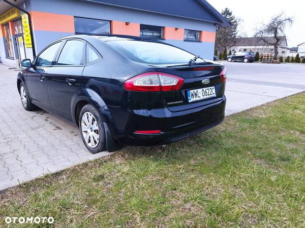 Ford Mondeo 1.6 TDCi Ambiente - 3