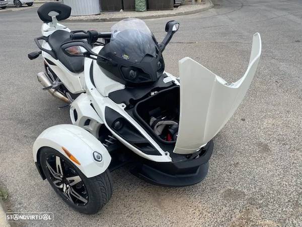 Can-Am Spyder RS S - 9