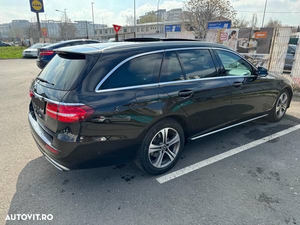 Mercedes-Benz E 220 d 4Matic 9G-TRONIC Avantgarde - 21