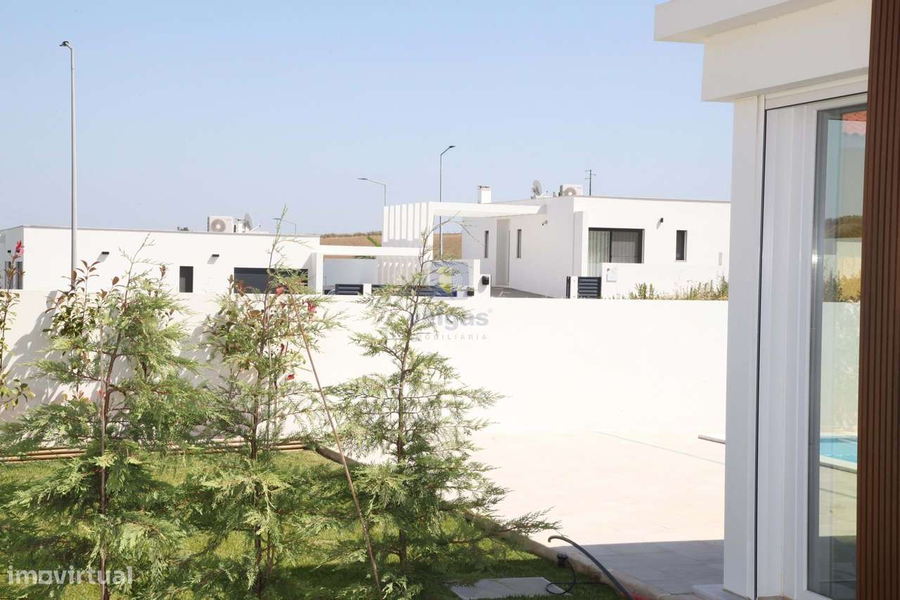 Moradia Unifamiliar com Piscina - Lourinhã - Grande imagem: 5/20