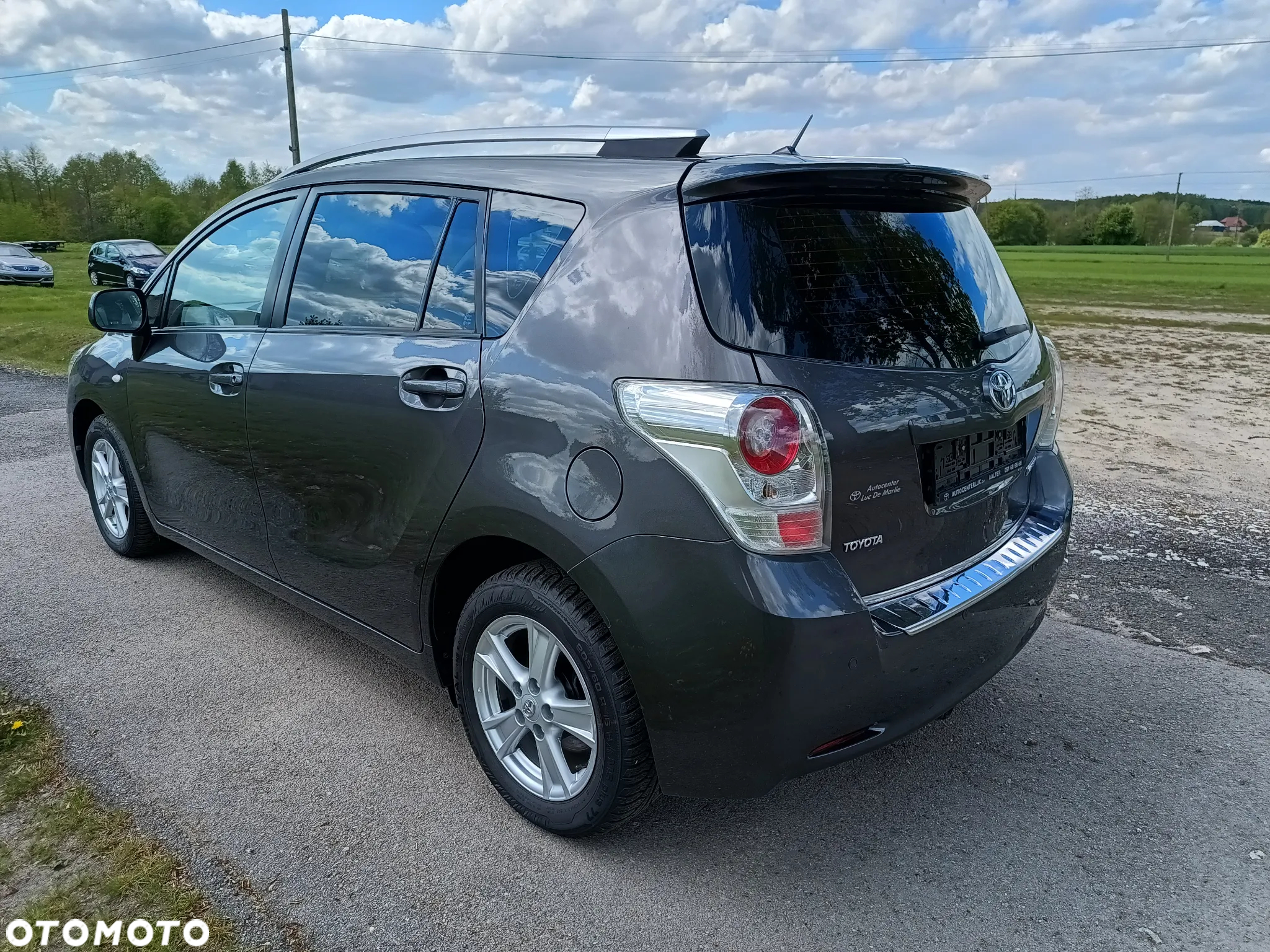 Toyota Verso 2.0 D-4D Executive - 7