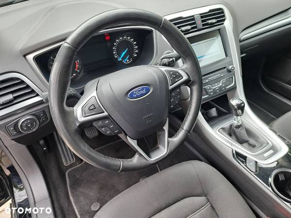 Ford Mondeo 1.5 TDCi Ambiente - 19