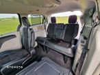 Chrysler Town & Country 3.6 Limited - 14